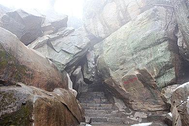 平台解密游戏《白影》Steam商店页面上线 支持简体中文